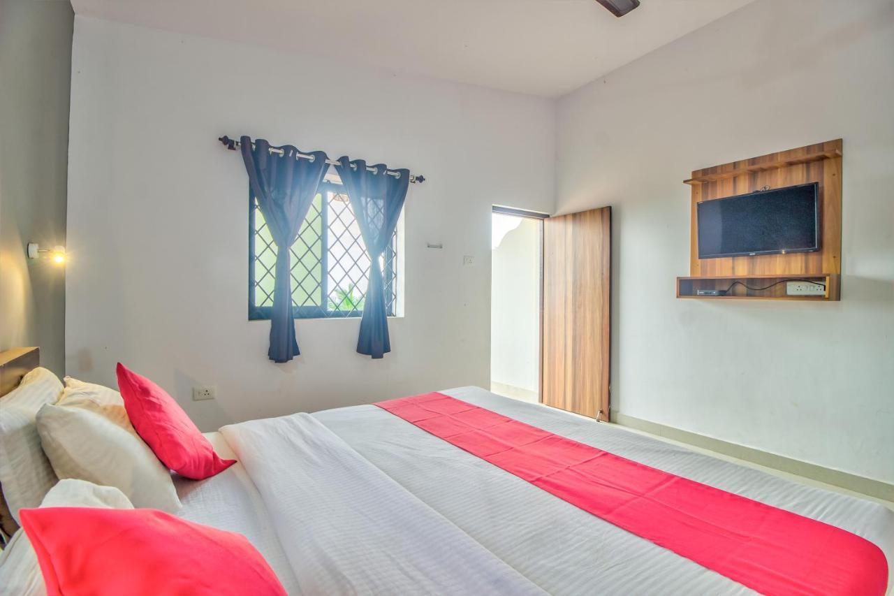 Beach Doorz  Hotel Baga Buitenkant foto