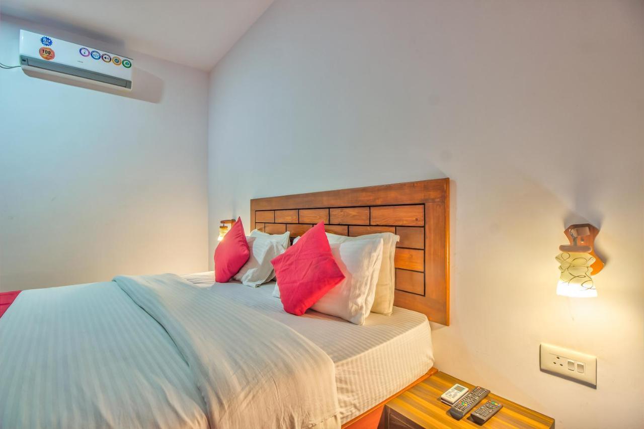 Beach Doorz  Hotel Baga Buitenkant foto