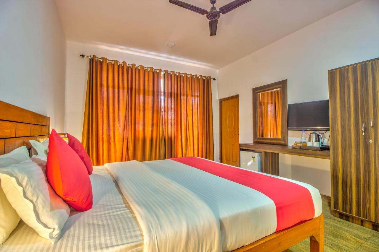 Beach Doorz  Hotel Baga Buitenkant foto